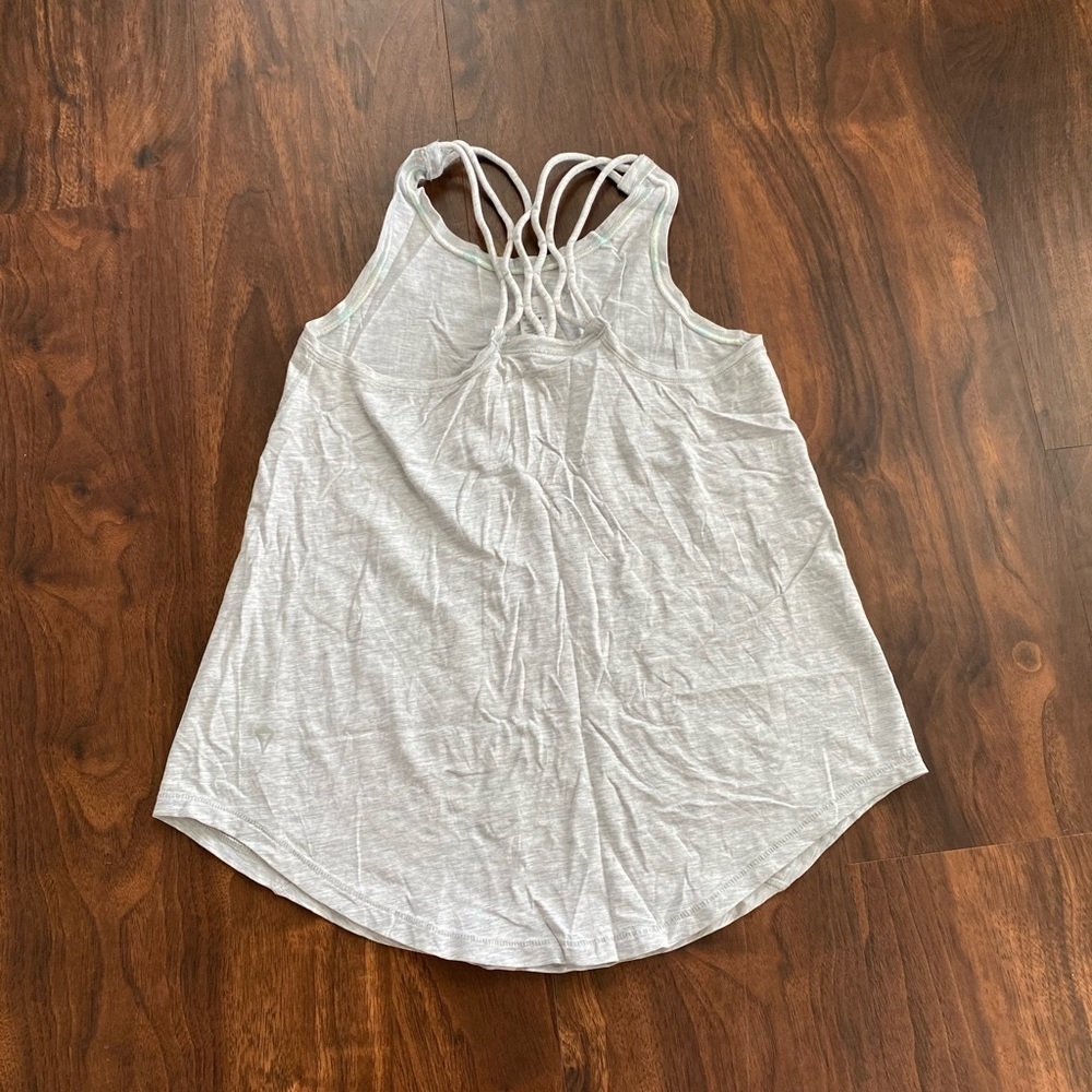 Ivivva (lululemon) Quiet Moments Tank Grey 10 - Picture 4 of 5